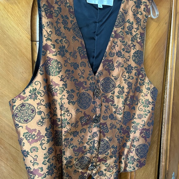 Holly Sharp brocade vest fun buttons silk back with tie
boho style On Sale - Picture 2 of 4